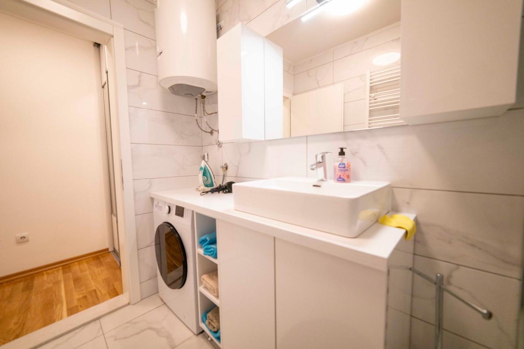 Apartment 5 Star Lukavica 外观 照片