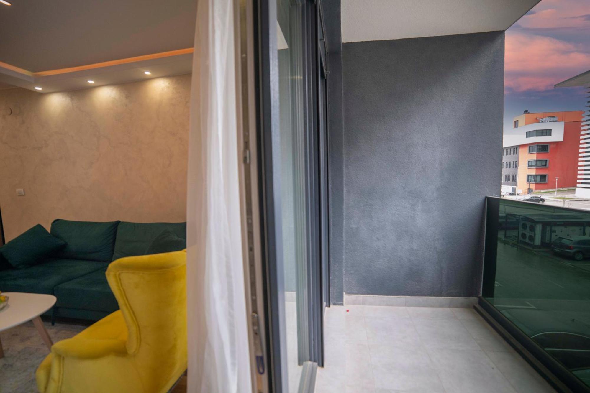 Apartment 5 Star Lukavica 外观 照片