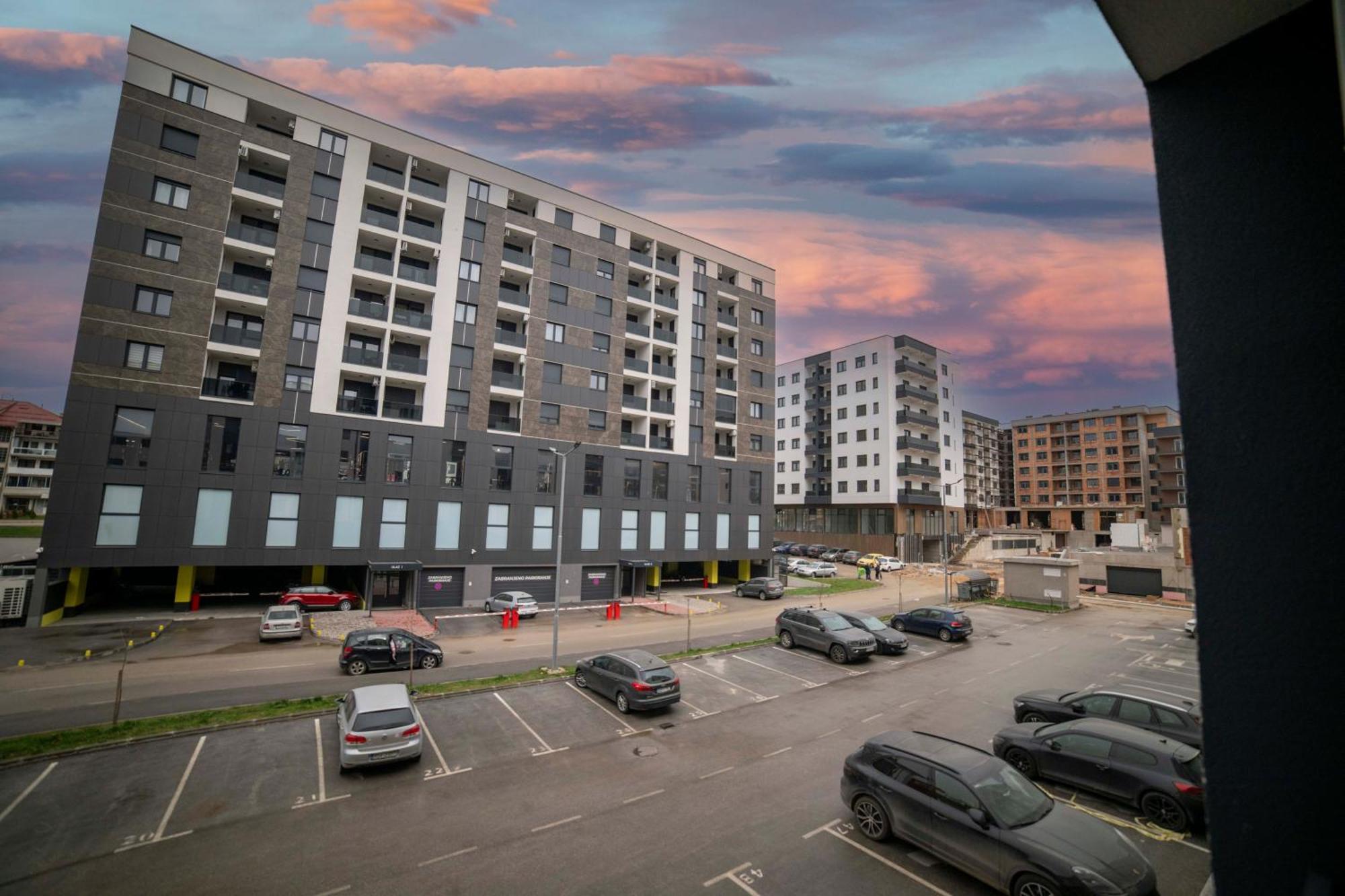 Apartment 5 Star Lukavica 外观 照片