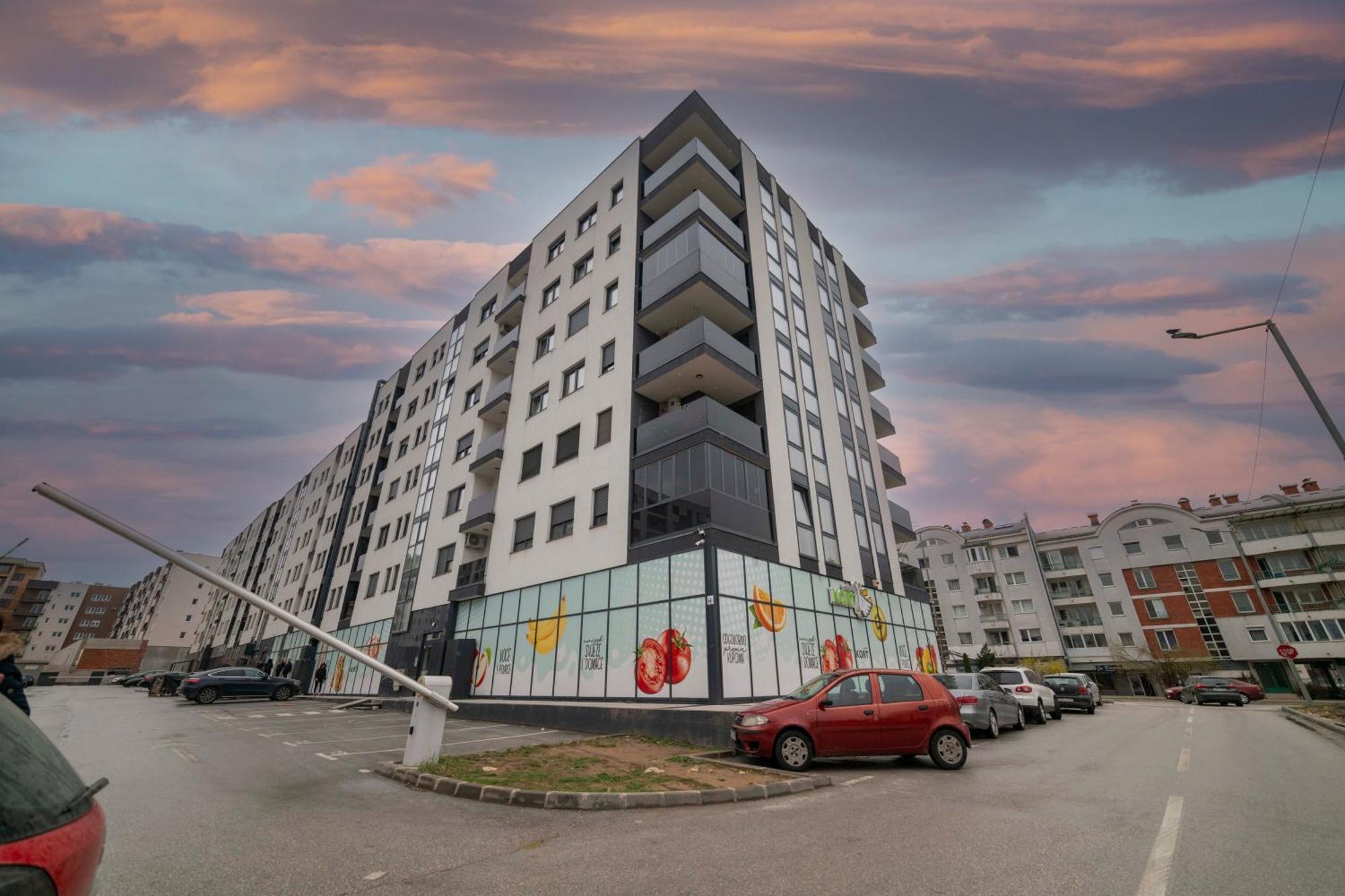 Apartment 5 Star Lukavica 外观 照片