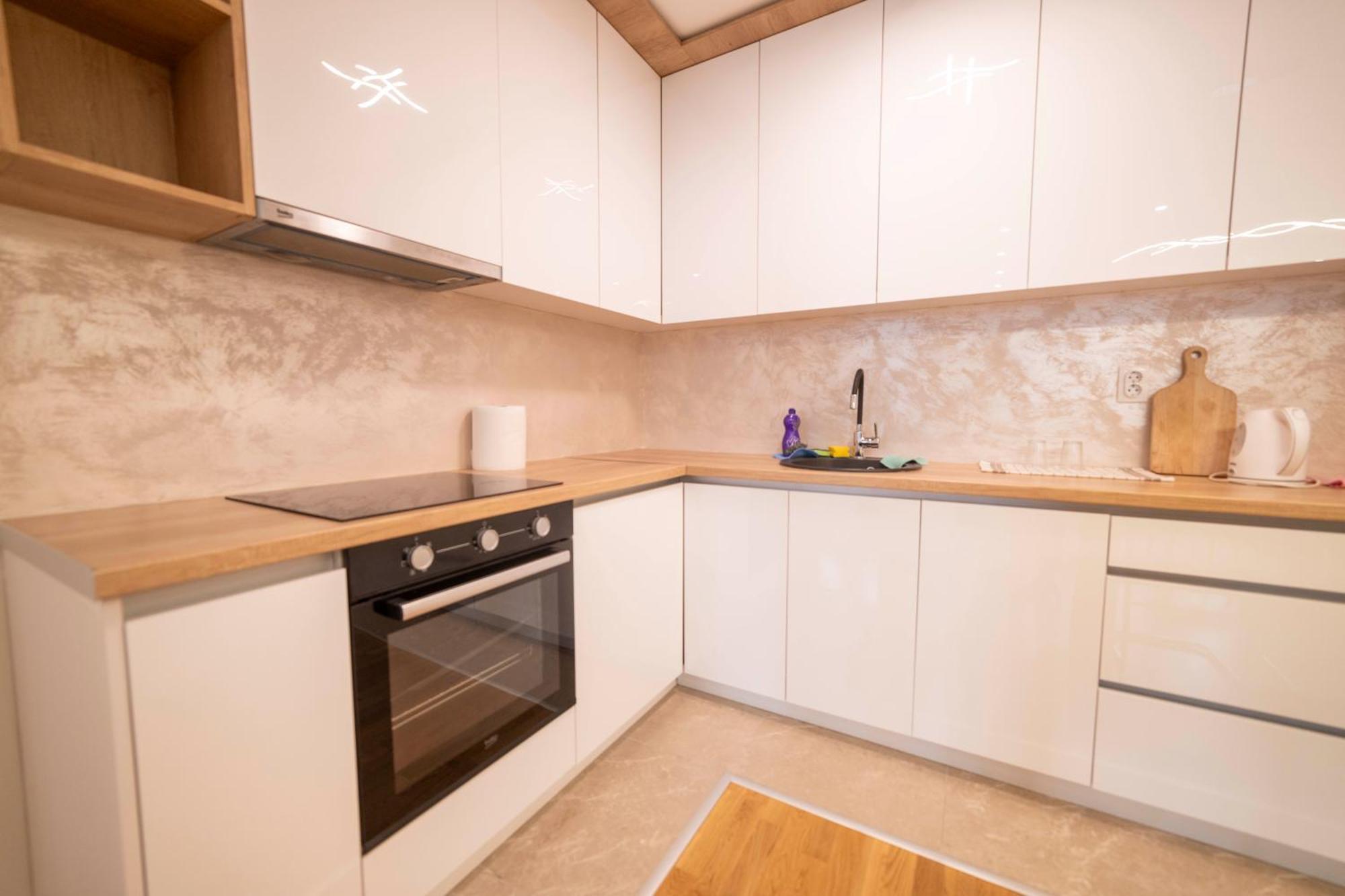 Apartment 5 Star Lukavica 外观 照片