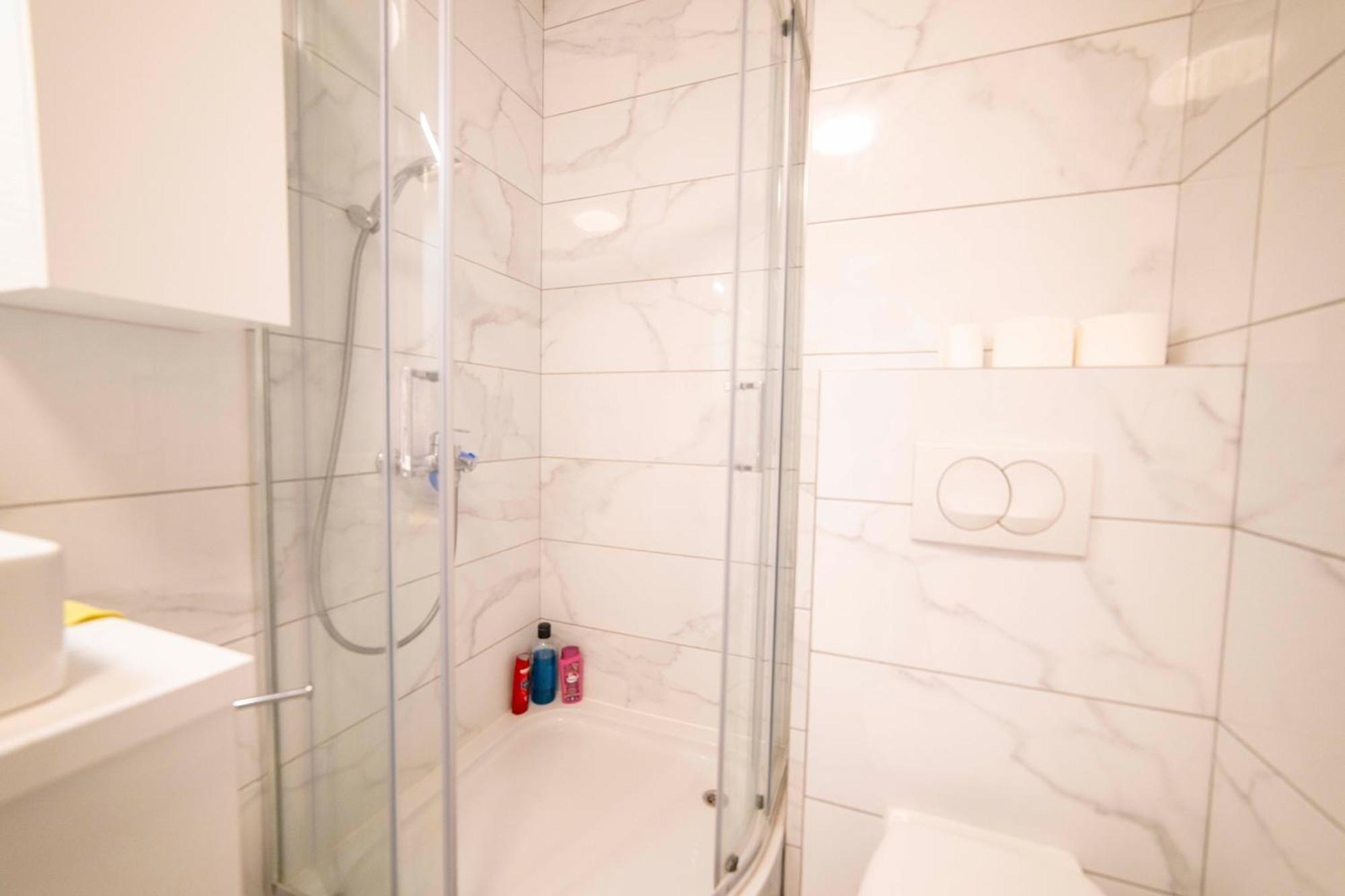Apartment 5 Star Lukavica 外观 照片